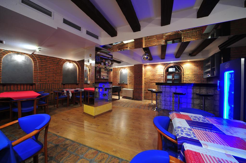 Hostel Bed N Beer Beograd Eksteriør billede