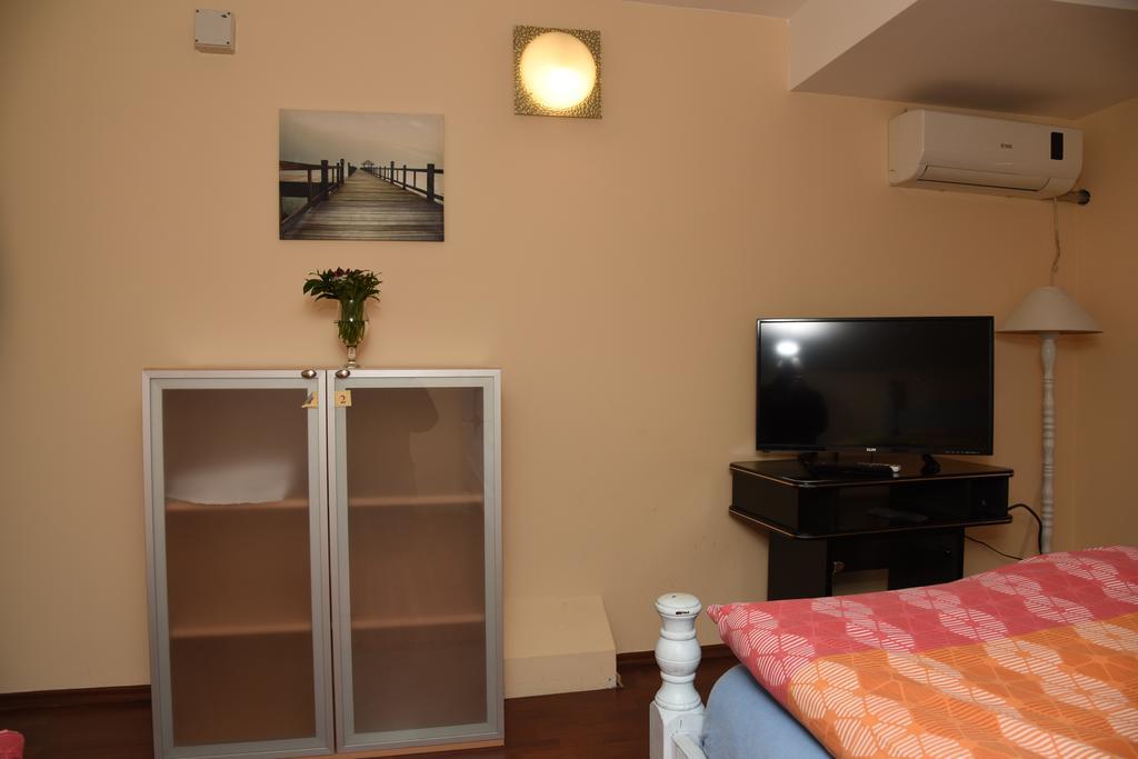 Hostel Bed N Beer Beograd Eksteriør billede