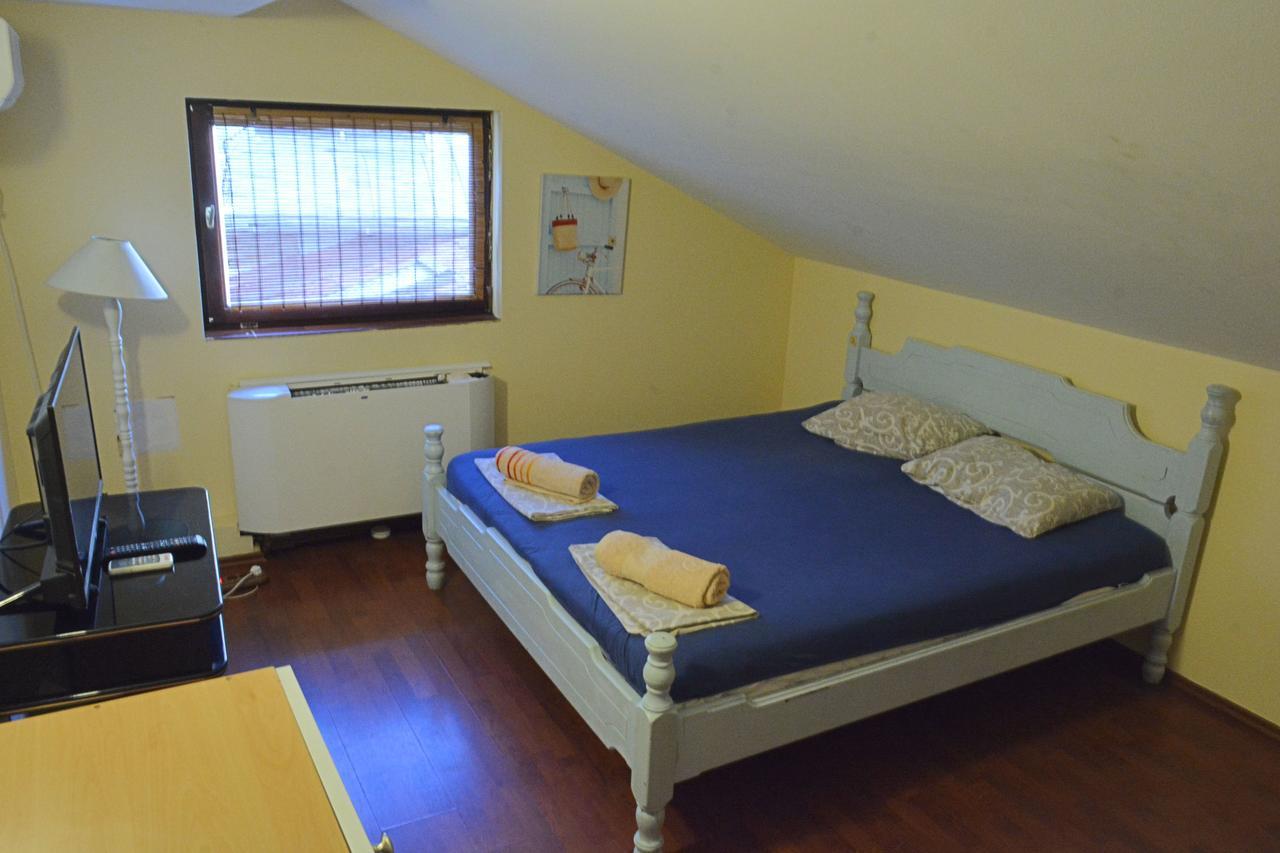 Hostel Bed N Beer Beograd Eksteriør billede