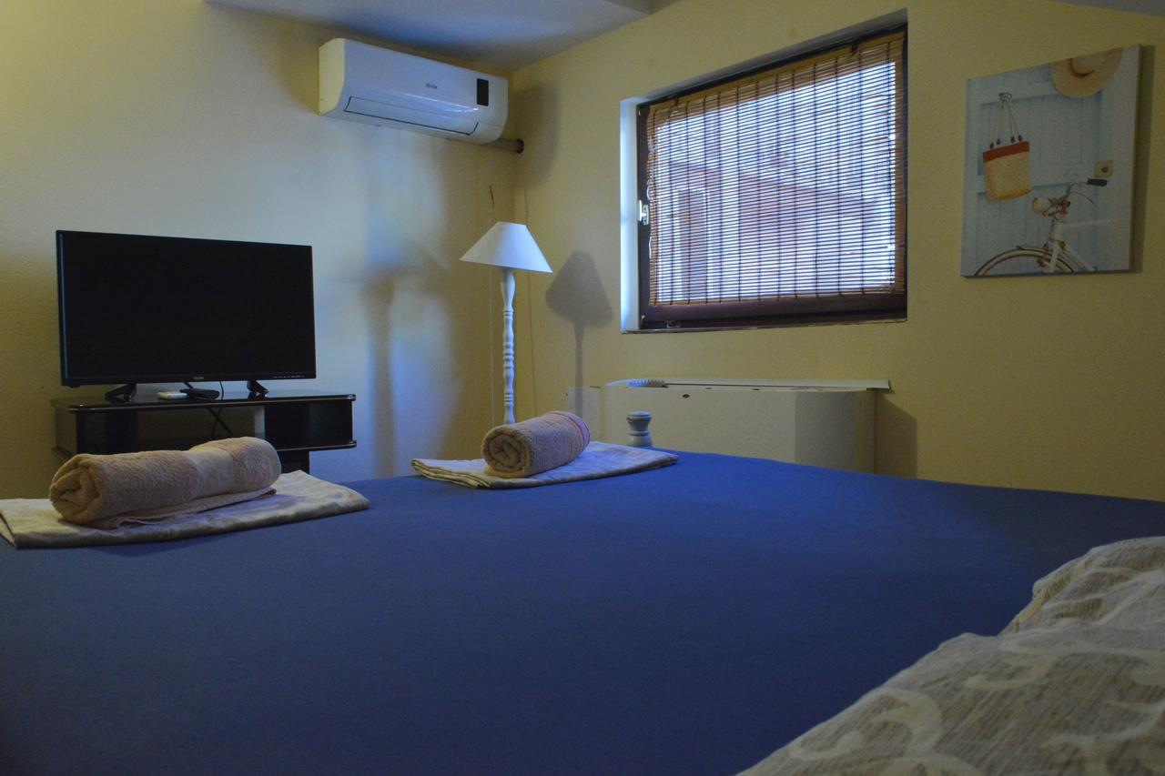 Hostel Bed N Beer Beograd Eksteriør billede